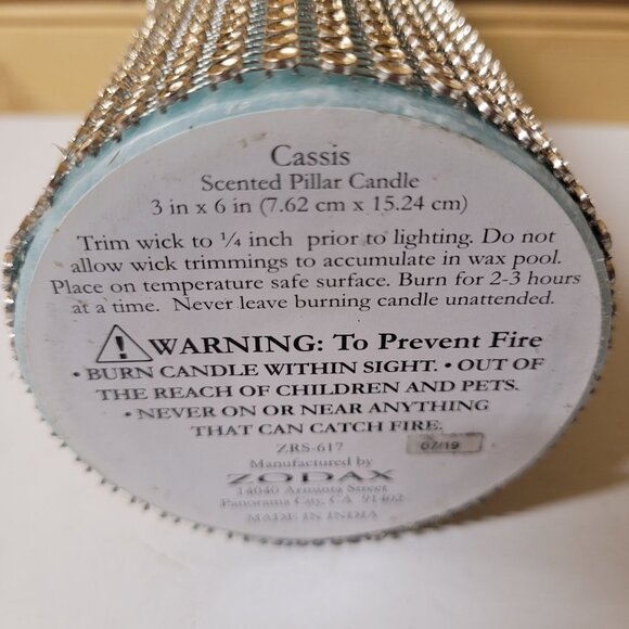 Cassis Pillar Candle Aqua Silver Mesh Rhinestone Look Wrap 6" x 3" Zodax - Picture 4 of 7